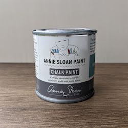 a little mini pot of Annie Sloan chalk paint