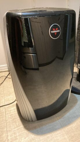 Vornado PCO air purifier in black